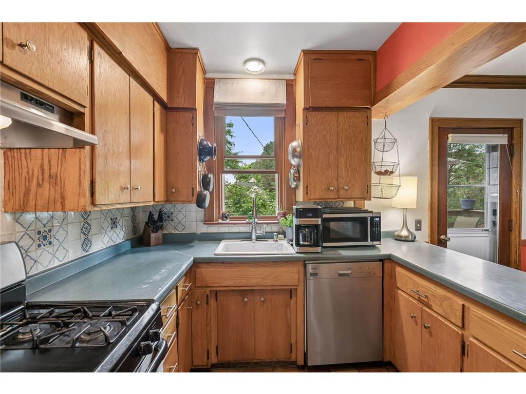 1908 E River Terrace Minneapolis MN 55414 7087792 image11