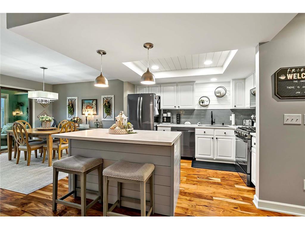 1908 Lakeview Court SW #202 Rochester MN 55902 6480368 image1