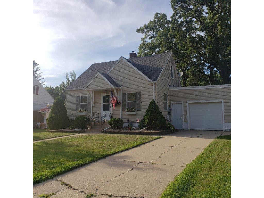 1909 5th Avenue NE, Austin, MN 55912 MLS 5633548 Edina Realty