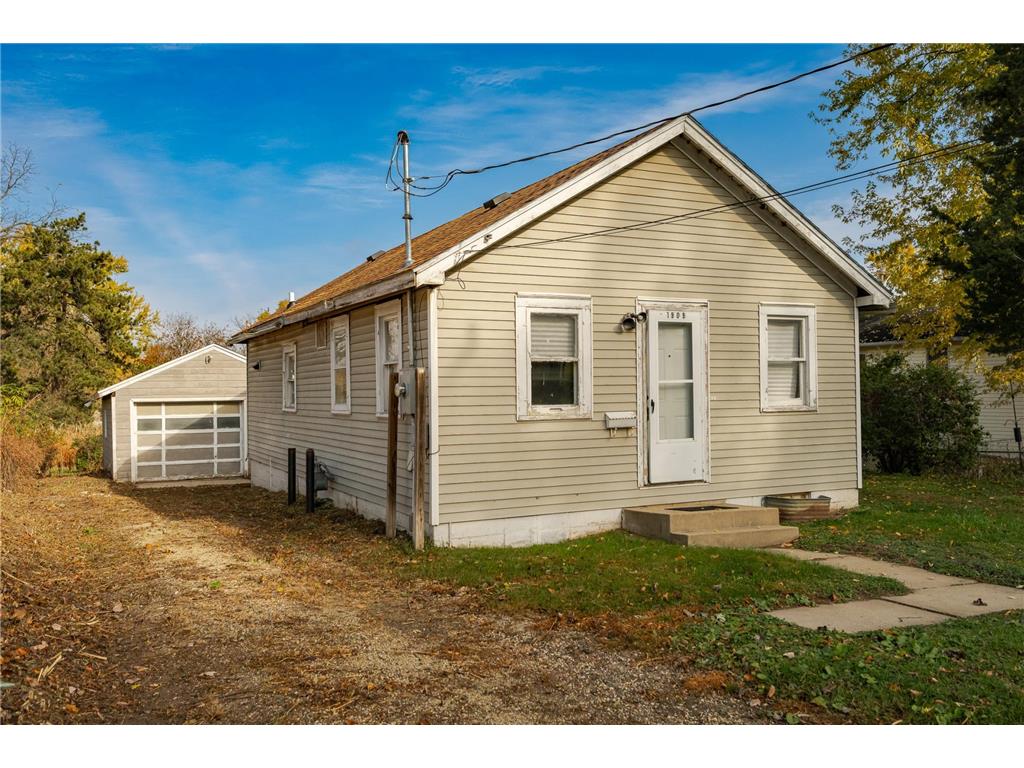 1909 5th Street SW Rochester MN 55902 6811969 image1