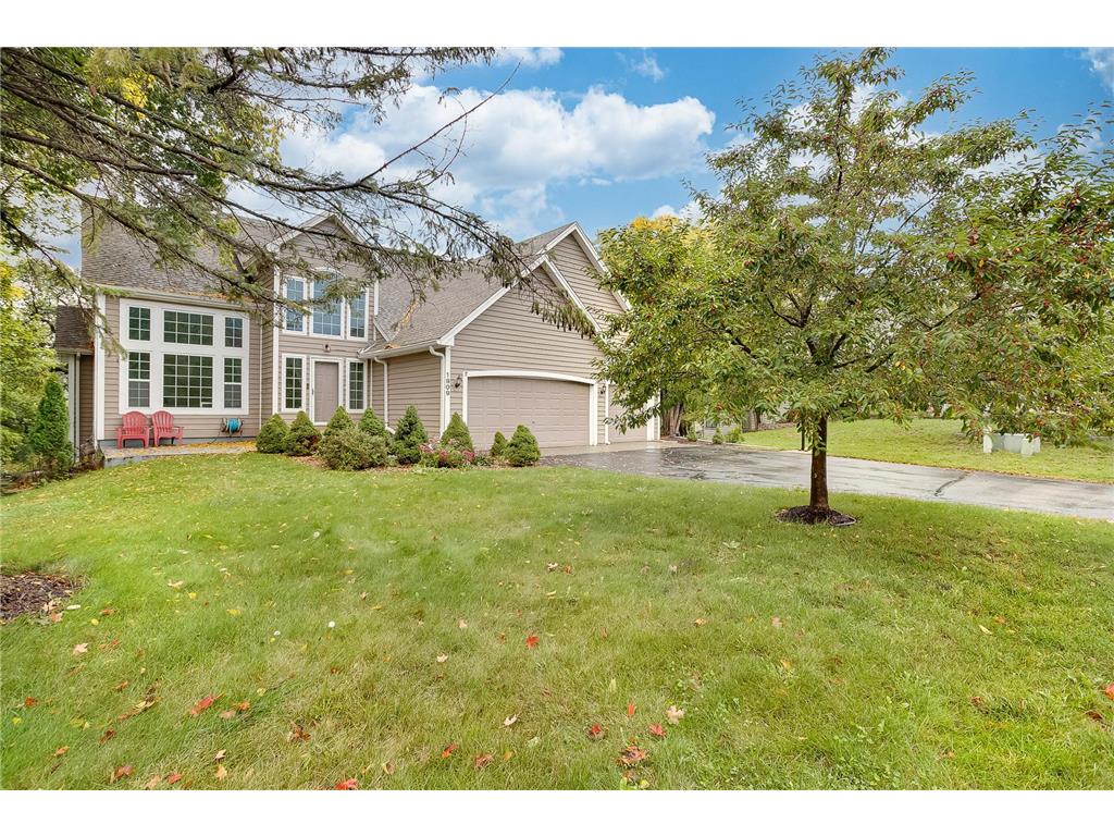 1909 Great Oaks Drive Burnsville MN 55337 6462425 image1