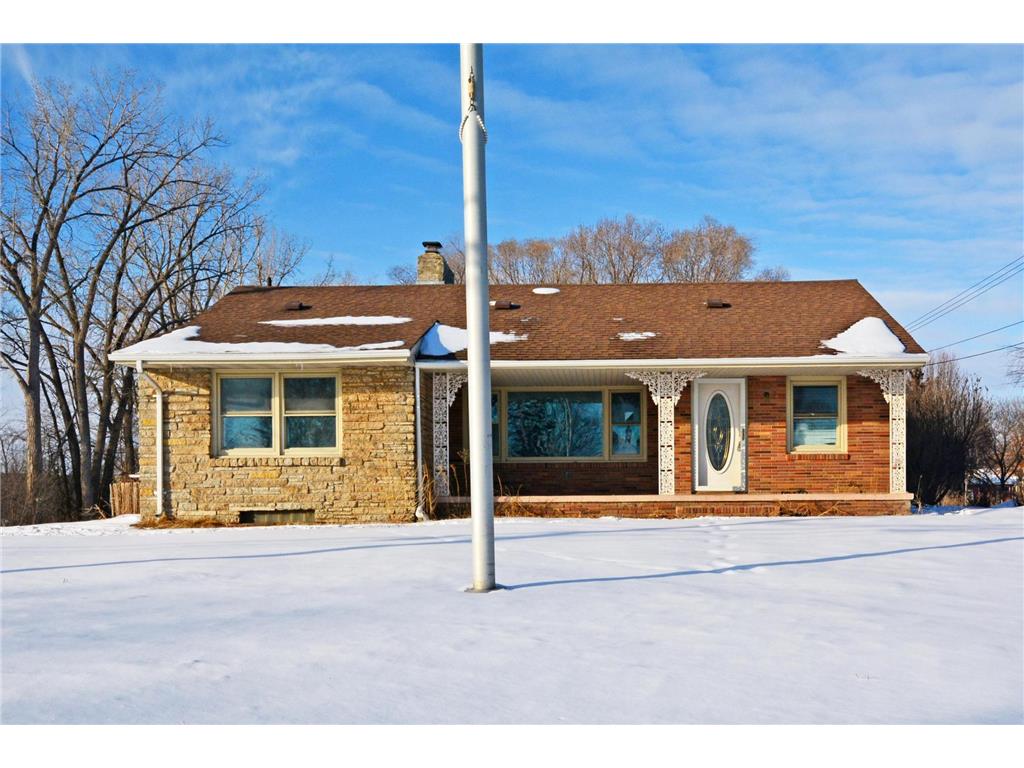 1909 Larpenteur Avenue E Maplewood MN 55109 6679785 image1