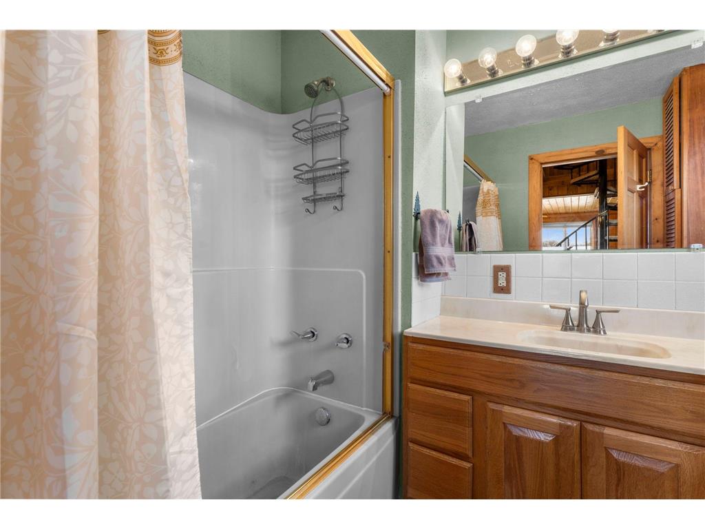 19091 Island View Drive Mora MN 55051 - Fish 7050119 image39