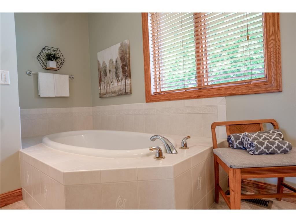 191 137th Avenue NW Lake Andrew Twp MN 56288 - Florida 7088371 image33