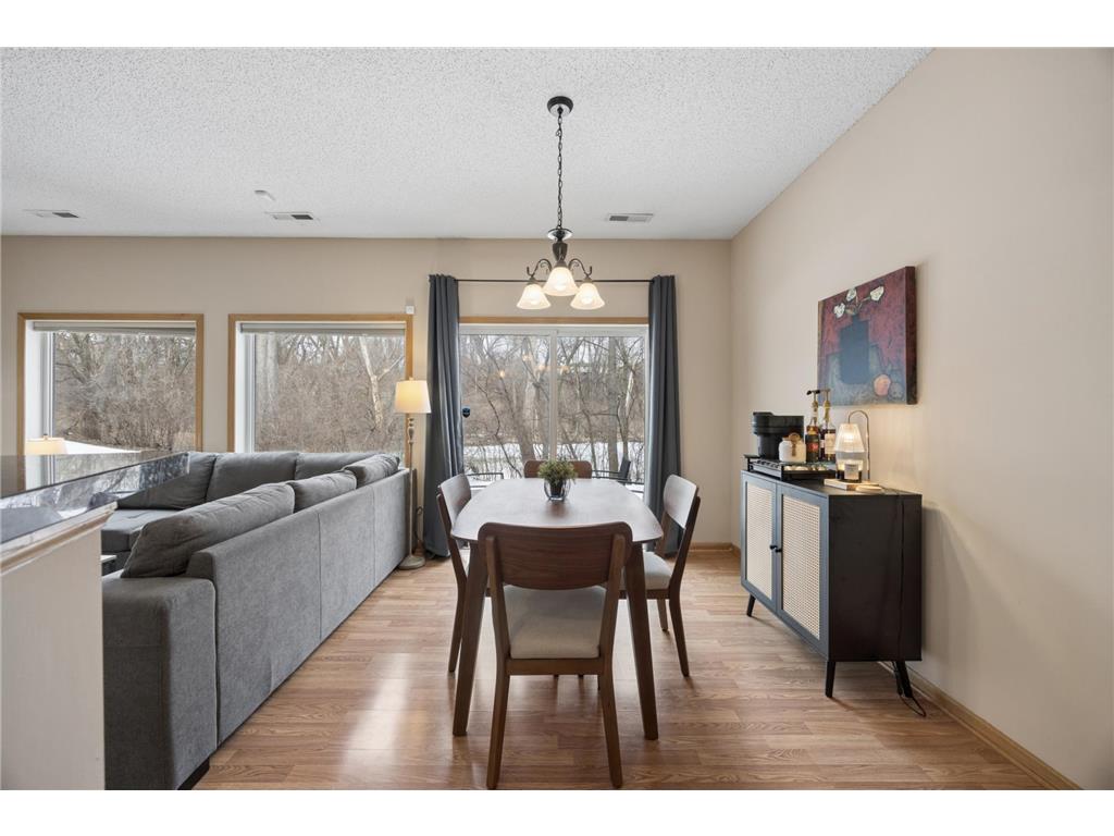 191 Larpenteur Avenue E #A Maplewood MN 55117 7051744 image6