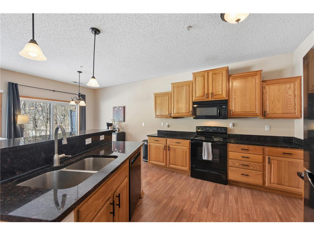 191 Larpenteur Avenue E #A Maplewood MN 55117 7051744 image9