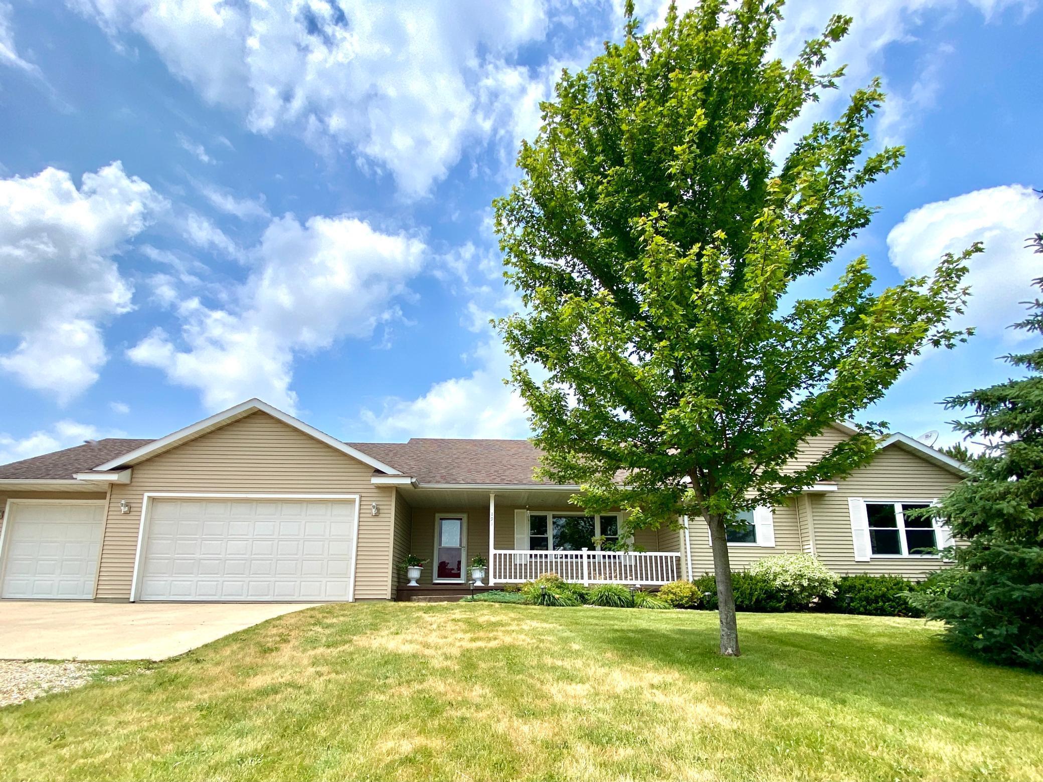 191 Penny Lane, Le Roy, MN 55951 MLS 6016226 Edina Realty