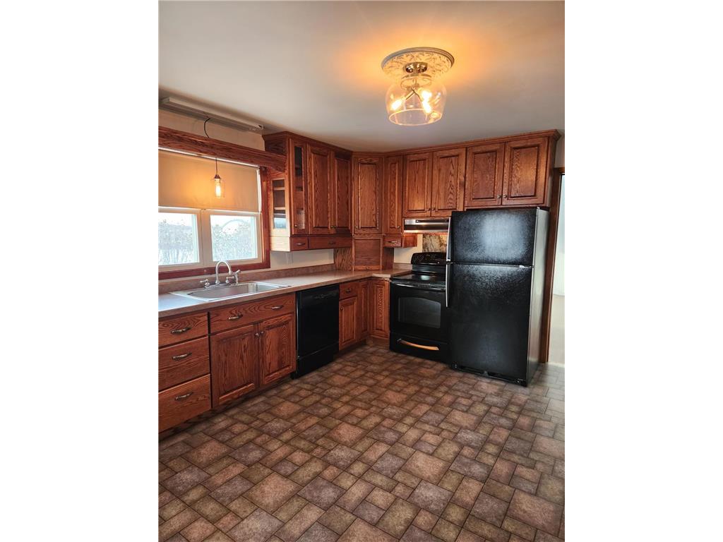 1910 30th Street SW Willmar MN 56201 7004853 image2