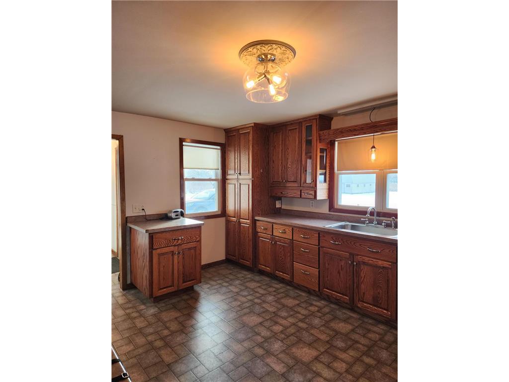 1910 30th Street SW Willmar MN 56201 7004853 image4