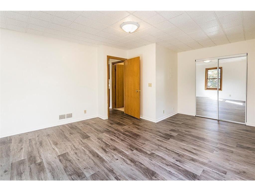 1910 Feronia Avenue Saint Paul MN 55104 6808369 image35