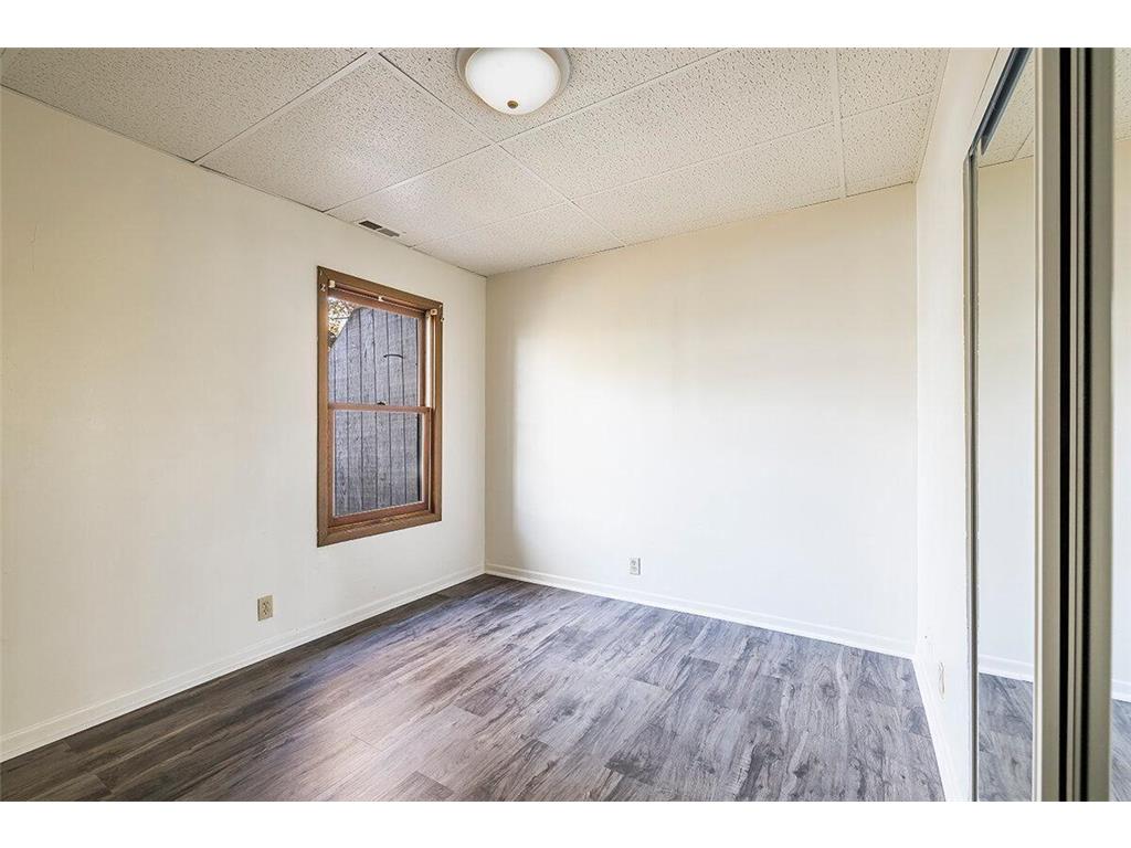 1910 Feronia Avenue Saint Paul MN 55104 6808369 image36