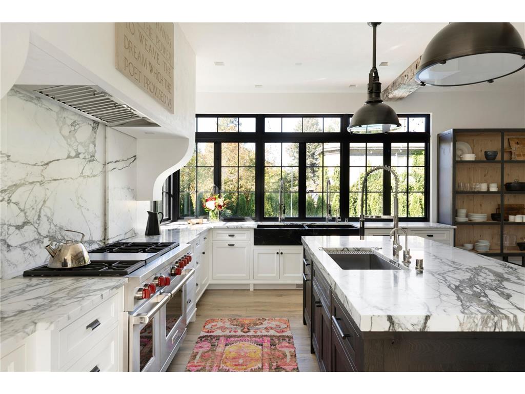 1910 Knox Avenue S Minneapolis MN 55403 6771323 image10