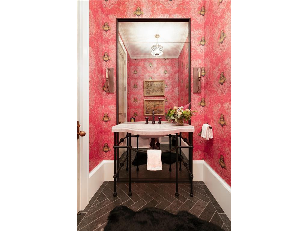 1910 Knox Avenue S Minneapolis MN 55403 6771323 image19