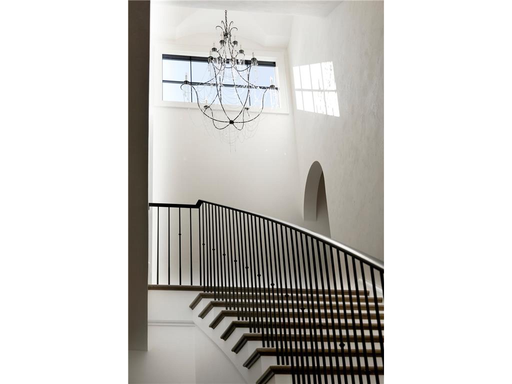 1910 Knox Avenue S Minneapolis MN 55403 6771323 image23