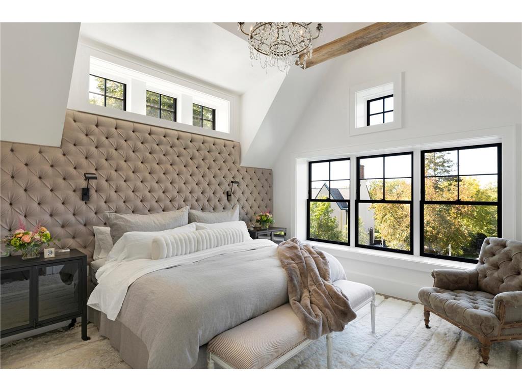 1910 Knox Avenue S Minneapolis MN 55403 6771323 image24