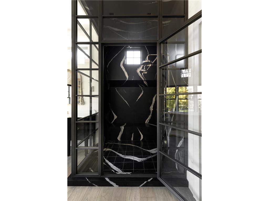 1910 Knox Avenue S Minneapolis MN 55403 6771323 image30