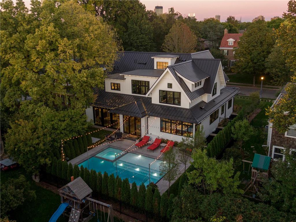 1910 Knox Avenue S Minneapolis MN 55403 6771323 image35