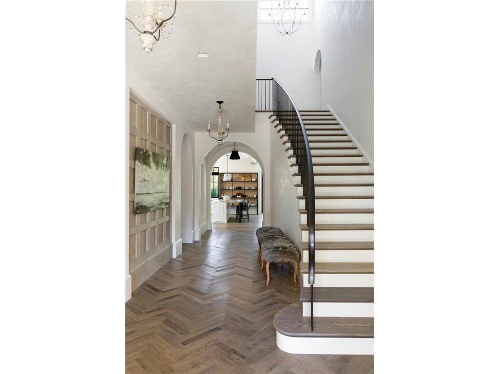 1910 Knox Avenue S Minneapolis MN 55403 6771323 image4