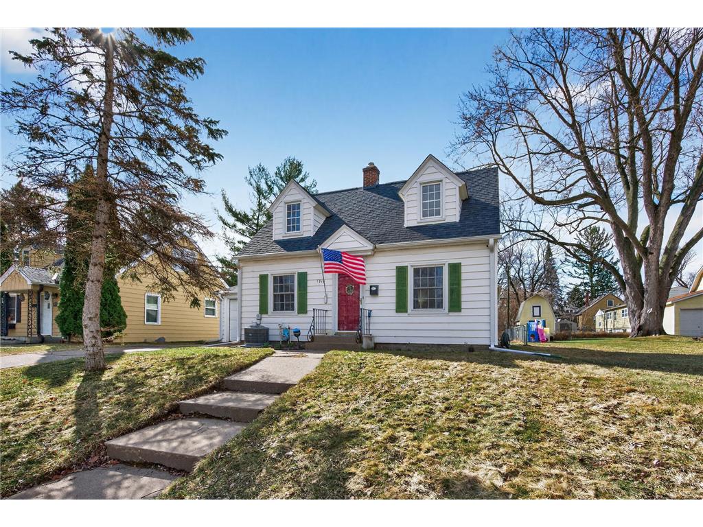 1910 Margaret Street Saint Paul MN 55119 7041208 image1