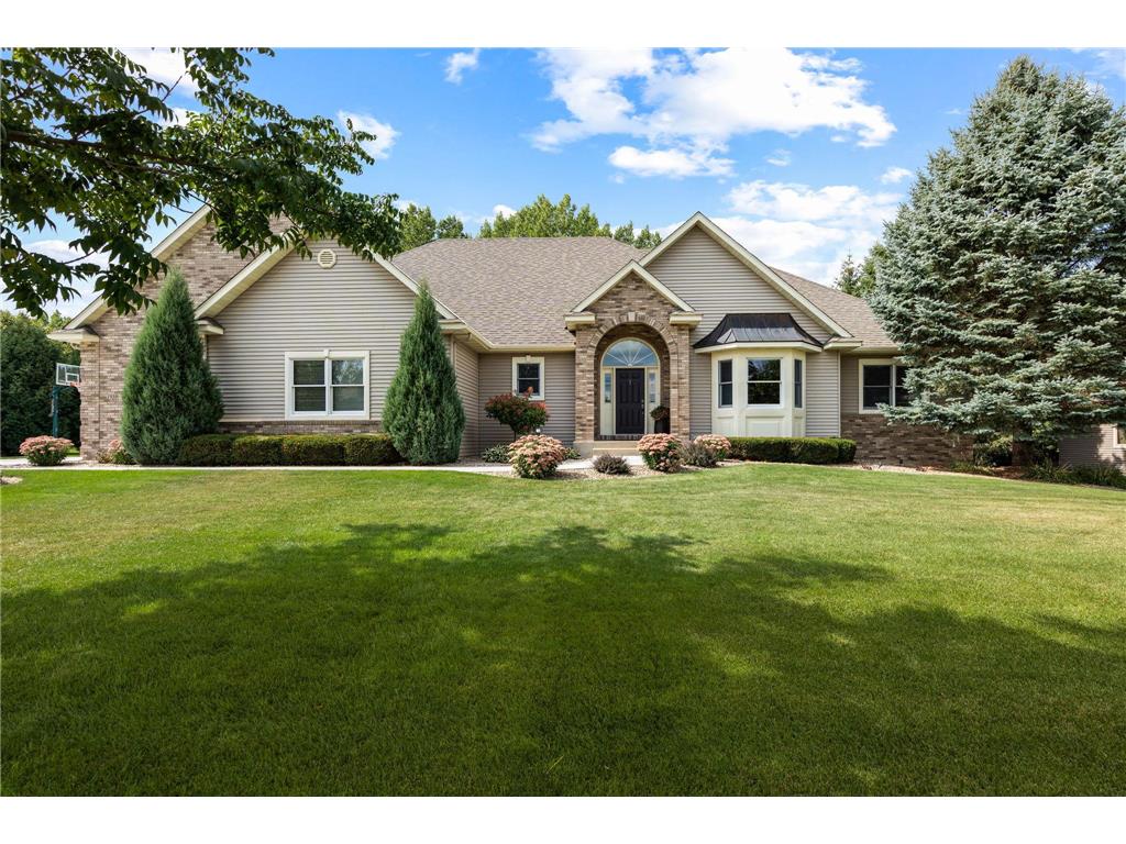 1910 Woodcrest Drive NE Owatonna MN 55060 6439077 image1