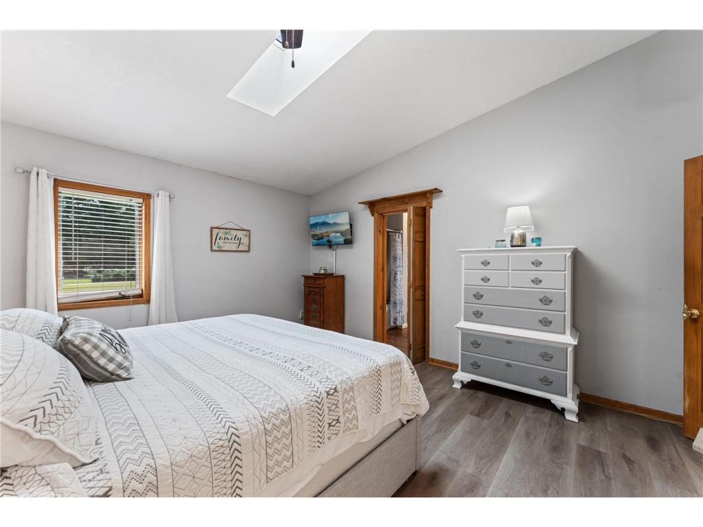 1911 County Road F E White Bear Lake MN 55110 - Goose 7104018 image21