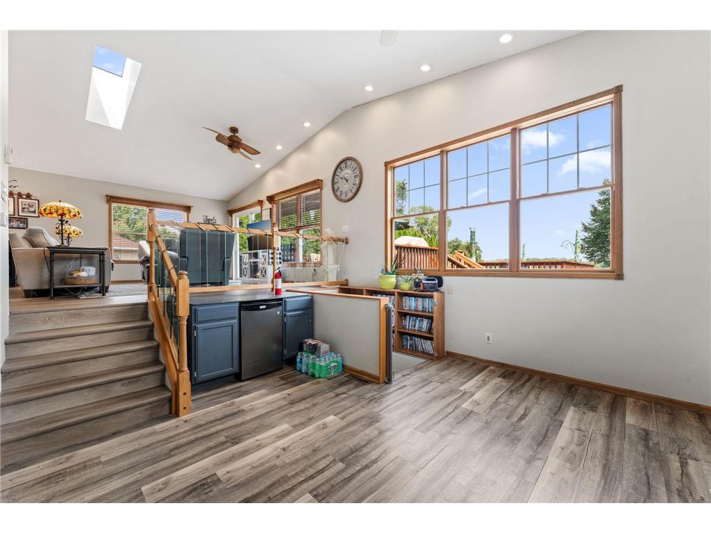 1911 County Road F E White Bear Lake MN 55110 - Goose 7104018 image34