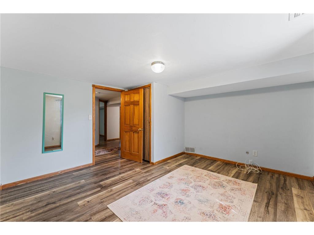 1911 County Road F E White Bear Lake MN 55110 - Goose 7104018 image40