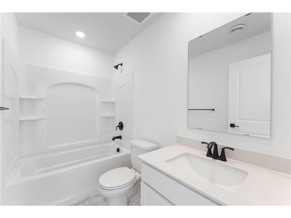 1911 Dogwood Court Carver MN 55315 7079425 image16