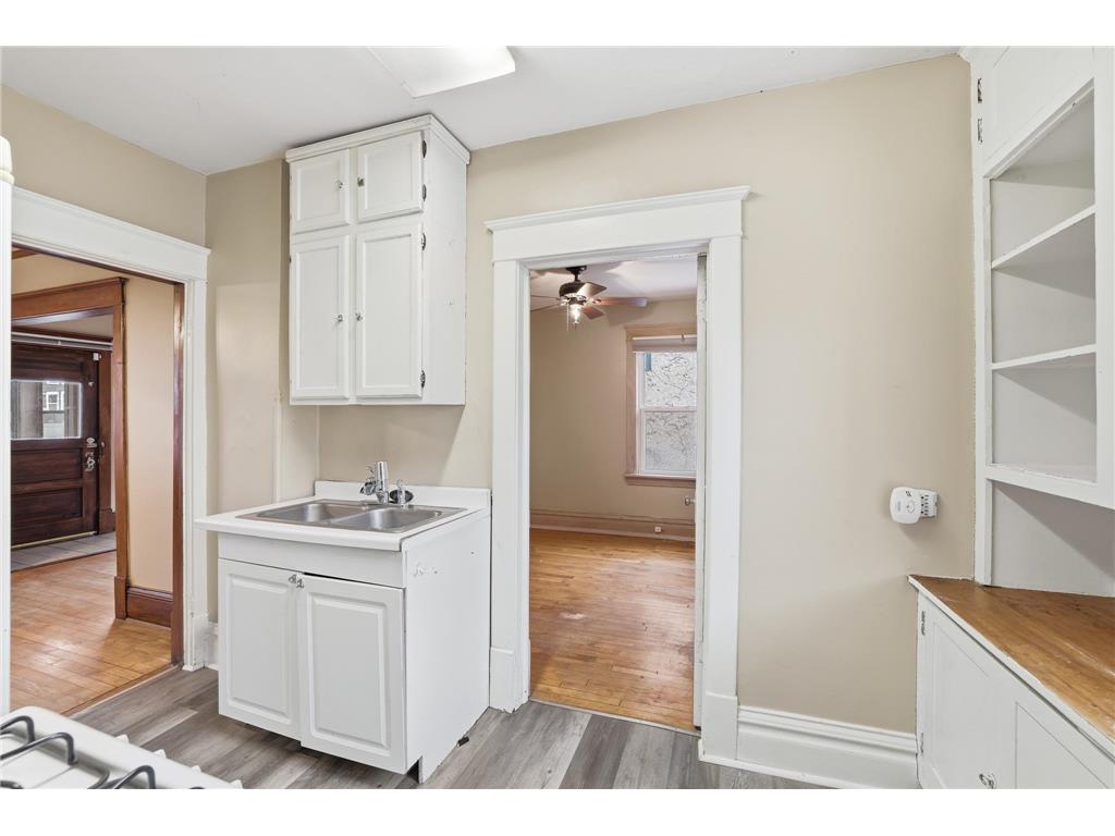 1911 E 35th Street Minneapolis MN 55407 6796528 image11