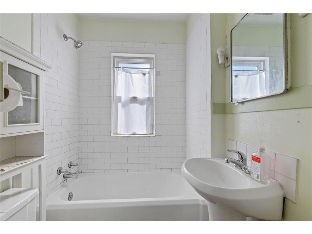 1911 E 35th Street Minneapolis MN 55407 6796528 image14