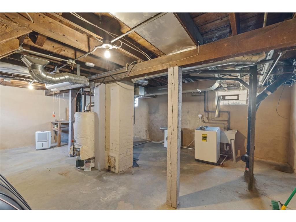 1911 E 35th Street Minneapolis MN 55407 6796528 image22