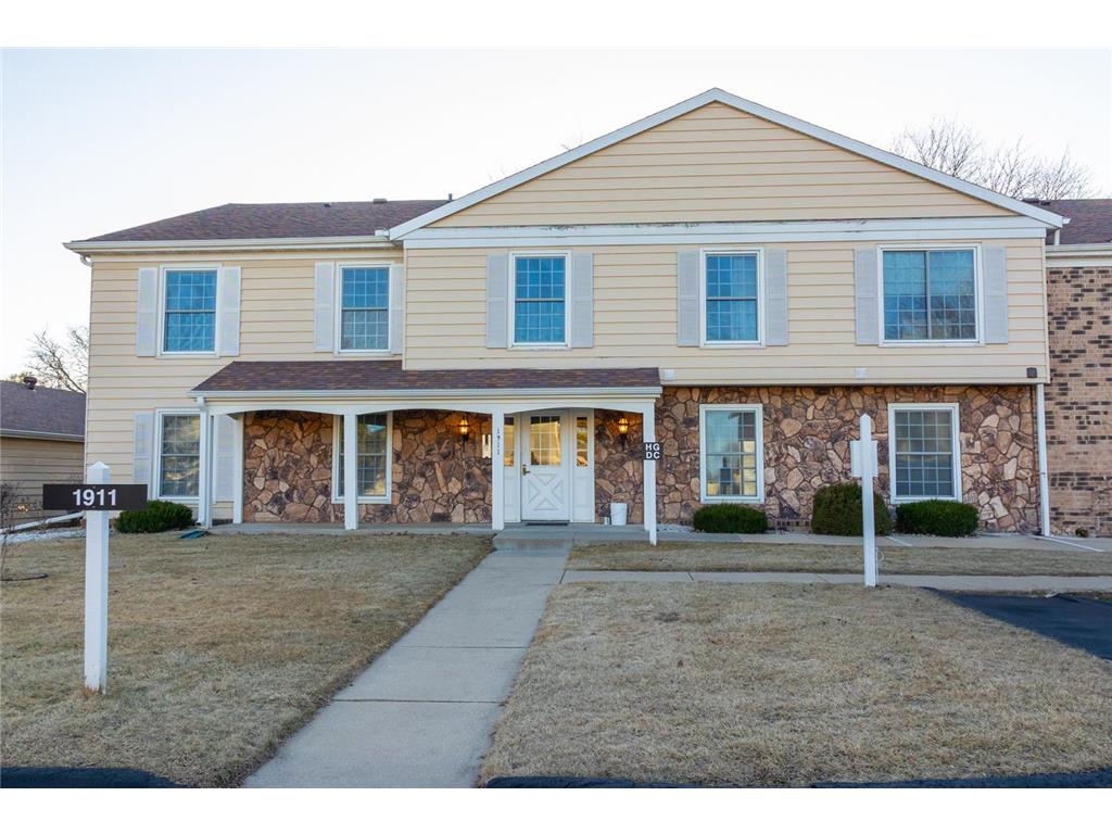 1911 Greenfield Lane SW #C Rochester MN 55902 6657982 image1