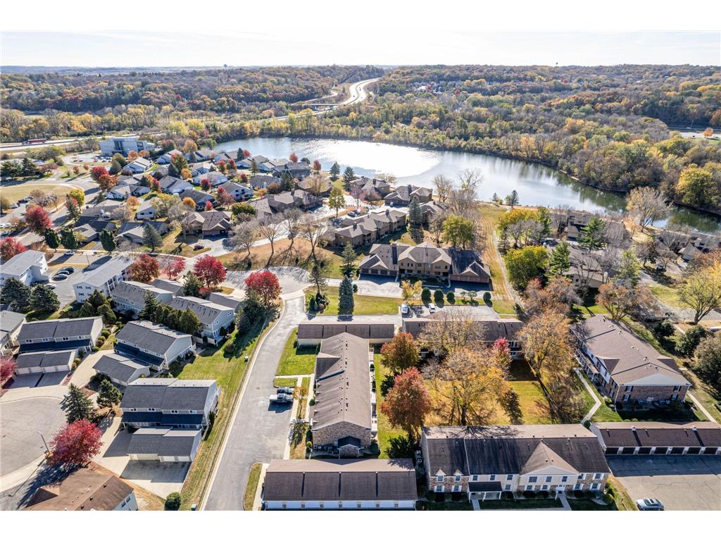1911 Greenfield Lane SW #H Rochester MN 55902 - George Lake 6268232 image1