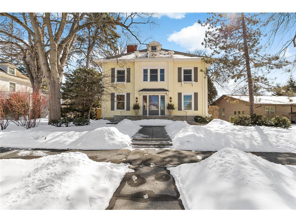 1911 Kenwood Parkway, Minneapolis, MN, 55405 MLS 6155042 Edina Realty