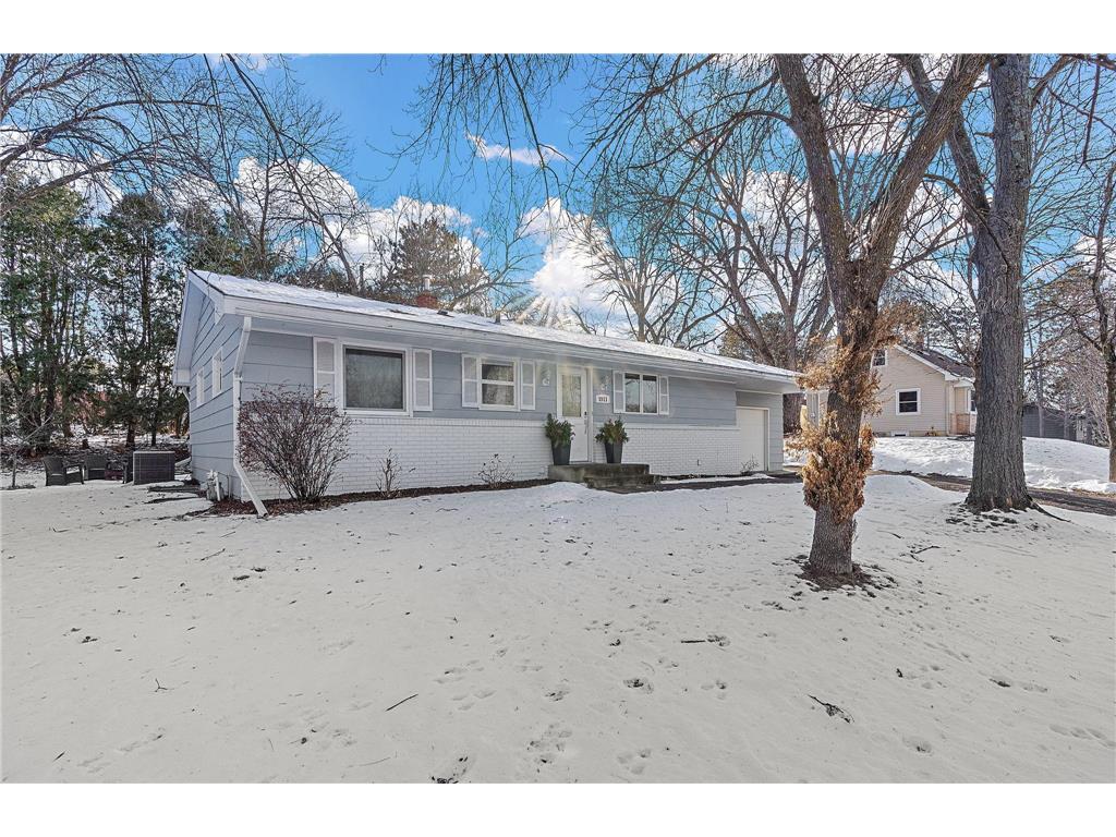 1911 Pine Street W Stillwater MN 55082 6616963 image1