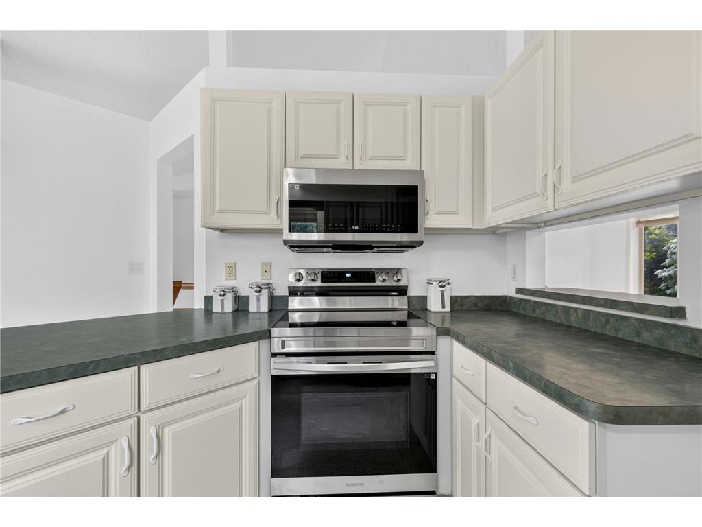 1911 Queens Drive Woodbury MN 55125 7101519 image10