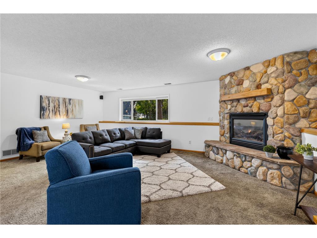 1911 Queens Drive Woodbury MN 55125 7101519 image22