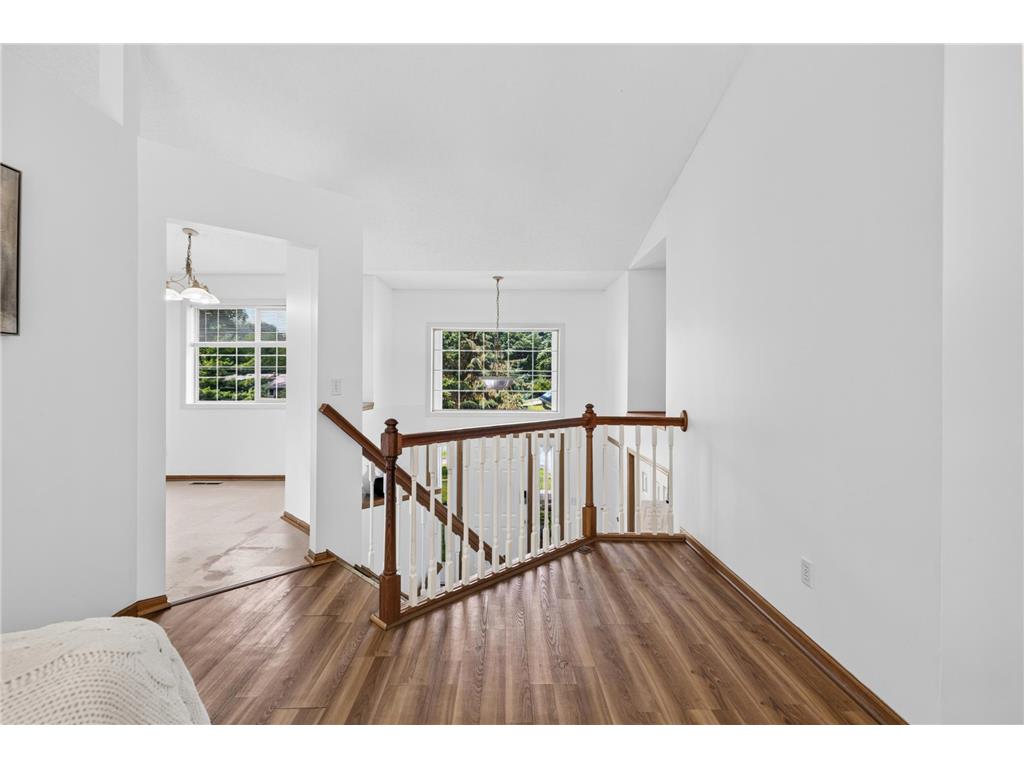 1911 Queens Drive Woodbury MN 55125 7101519 image5
