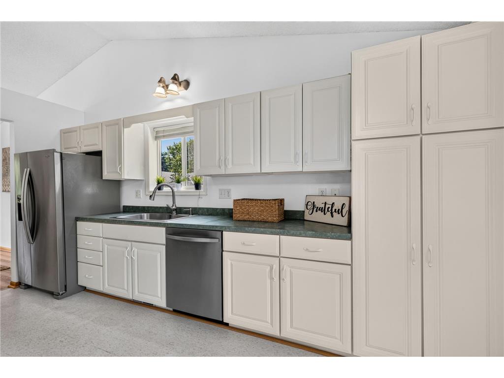1911 Queens Drive Woodbury MN 55125 7101519 image8