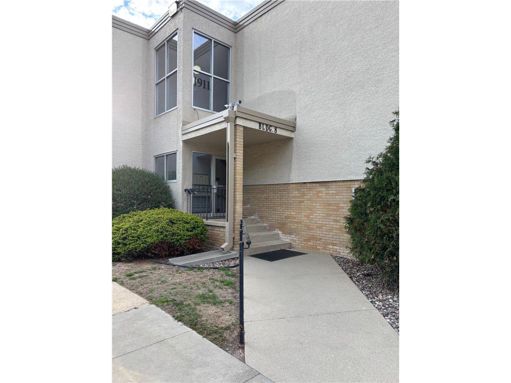1911 Viking Drive NW #16 Rochester MN 55901 6714782 image1