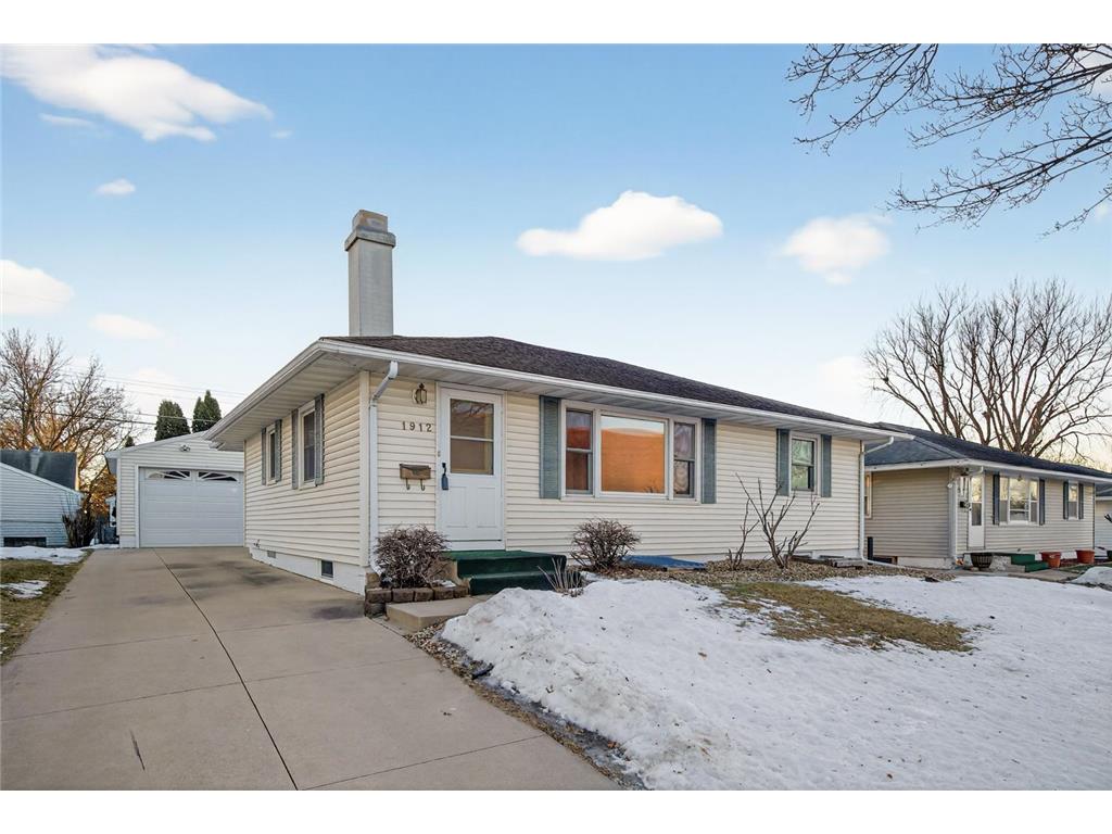 1912 16 1/2 Street NW Rochester MN 55901 7008805 image1