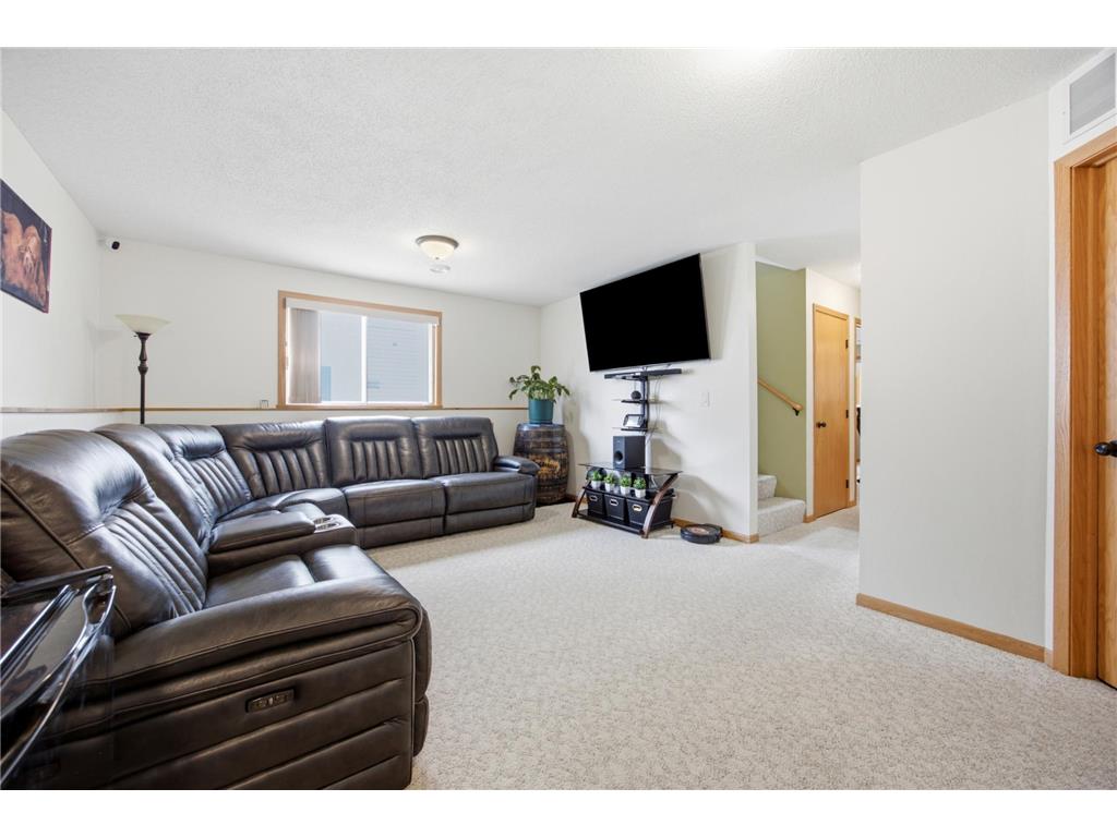 1912 50th Street S Fargo ND 58103 7099499 image18