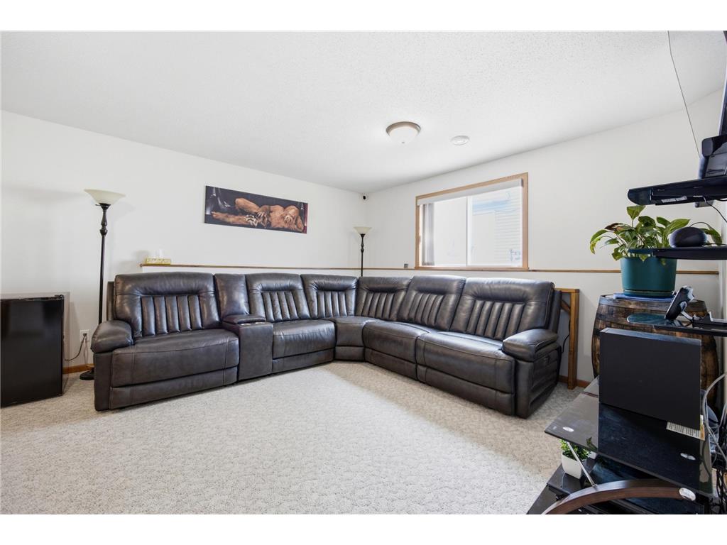 1912 50th Street S Fargo ND 58103 7099499 image19