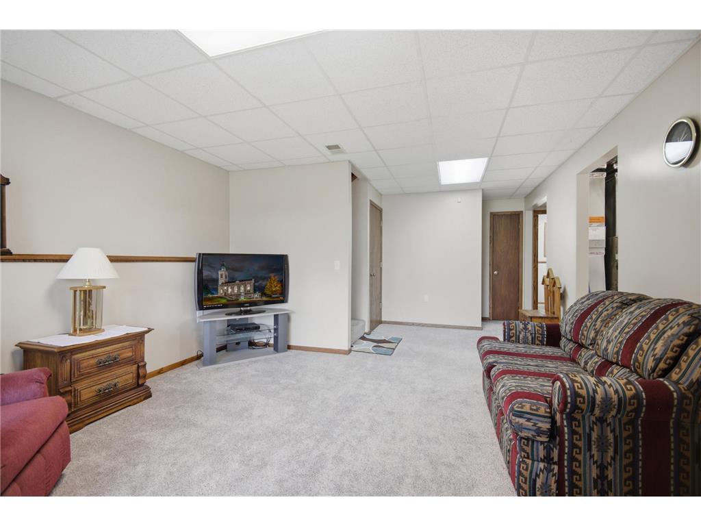 1912 7th Avenue NE Owatonna MN 55060 7087956 image25