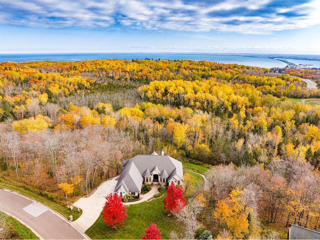 1912 Chinook Drive, Duluth, MN, 55811 MLS 6473018 Edina Realty