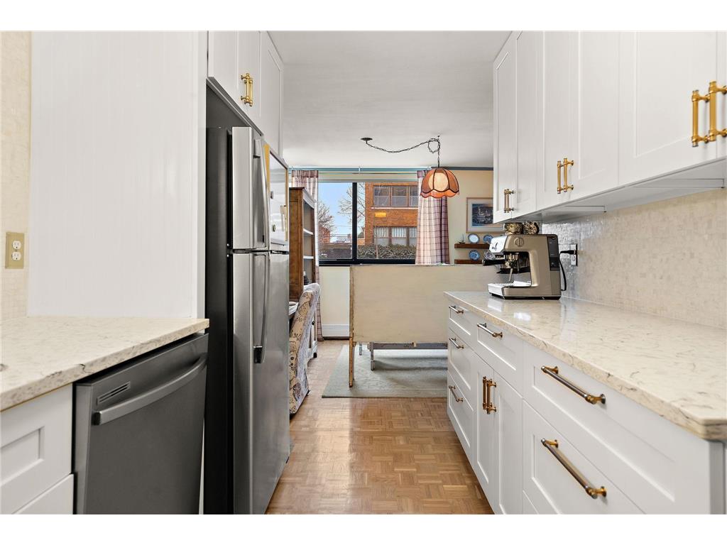 1912 Dupont Avenue S #103 Minneapolis MN 55403 7015560 image11