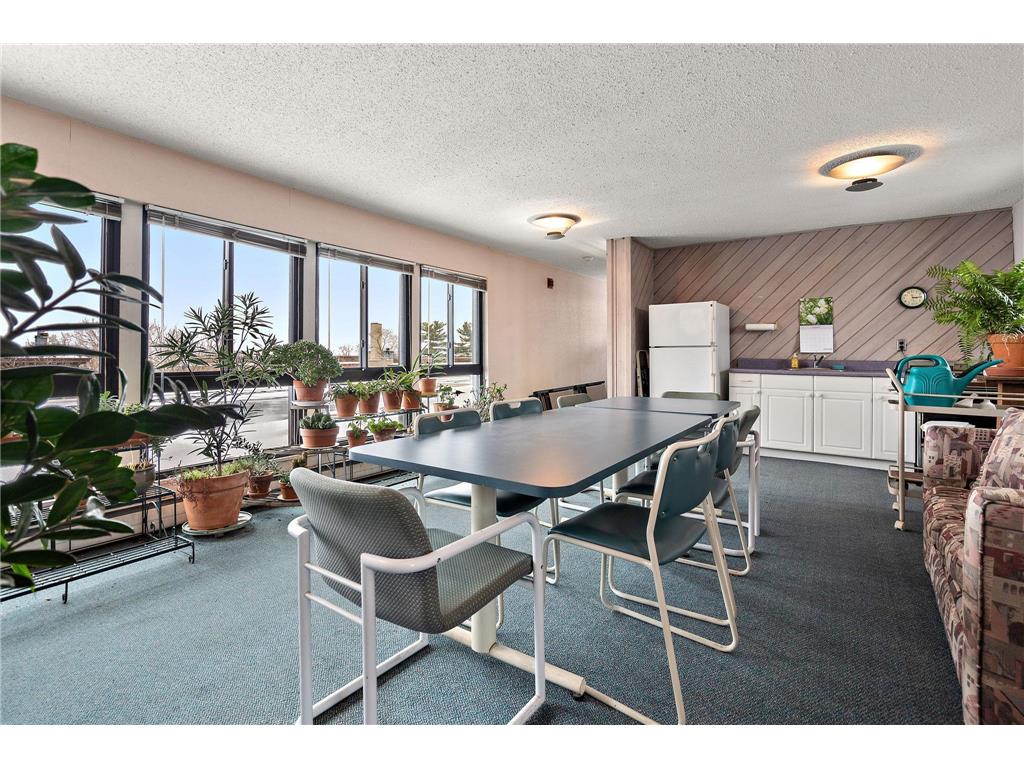 1912 Dupont Avenue S #103 Minneapolis MN 55403 7015560 image25