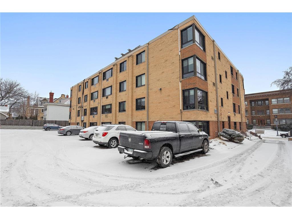 1912 Dupont Avenue S #103 Minneapolis MN 55403 7015560 image29