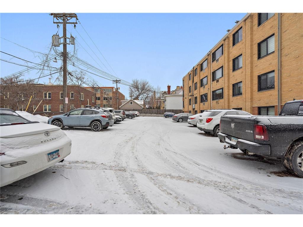 1912 Dupont Avenue S #103 Minneapolis MN 55403 7015560 image30
