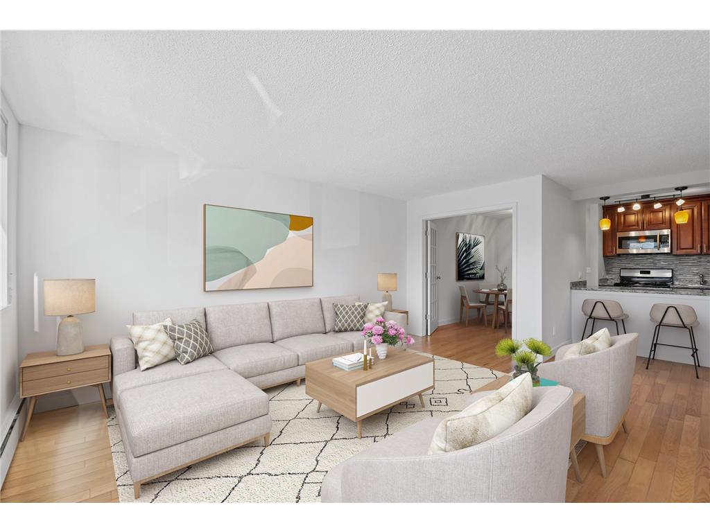 1912 Dupont Avenue S #202 Minneapolis MN 55403 6677989 image1
